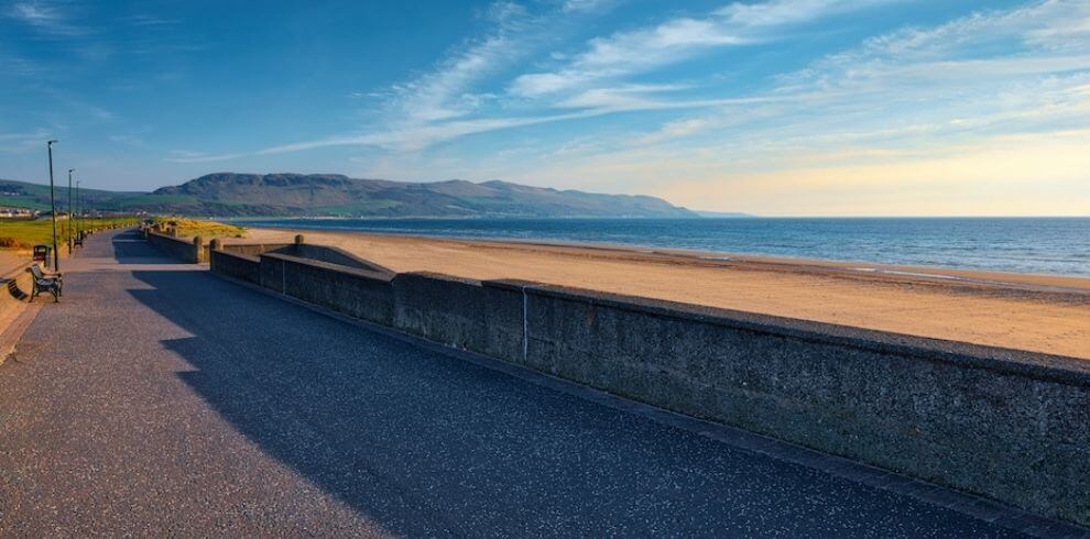 Girvan beach