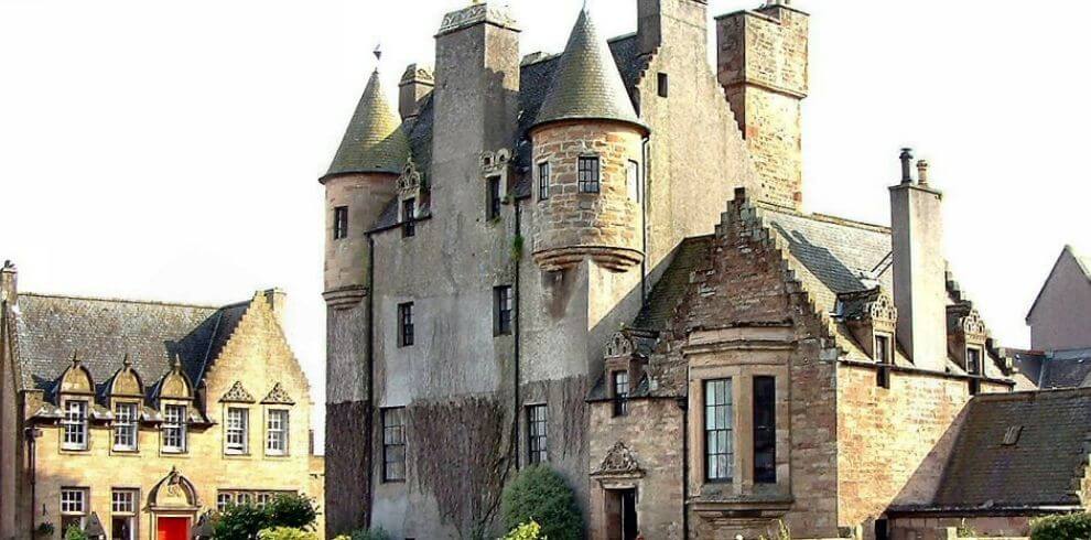 Maybole castle