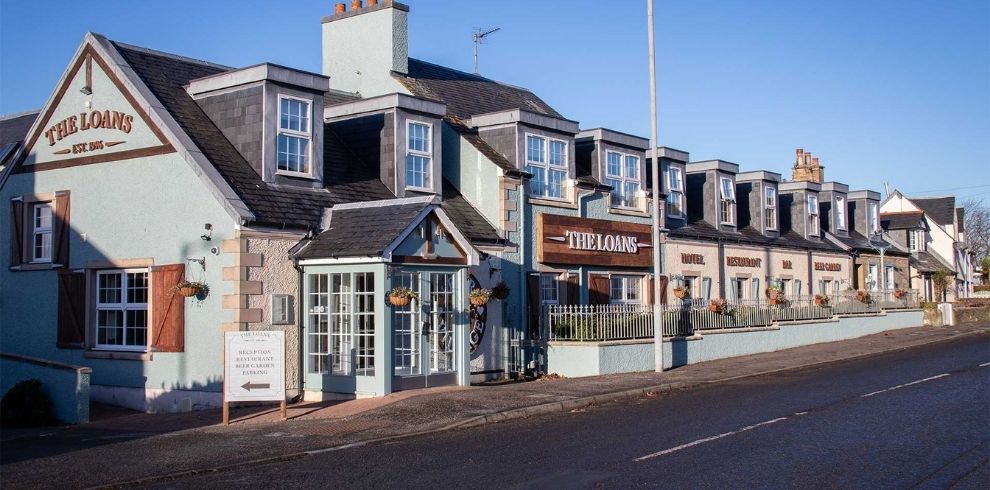 An image of the exterior of the Loan Inn.
