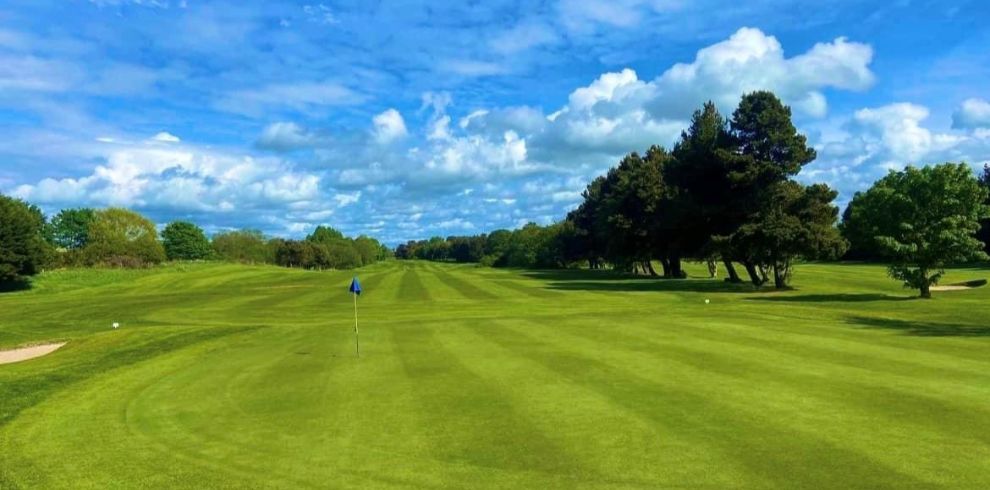 Image of Prestwick St Cuthbert golf course green fairway.