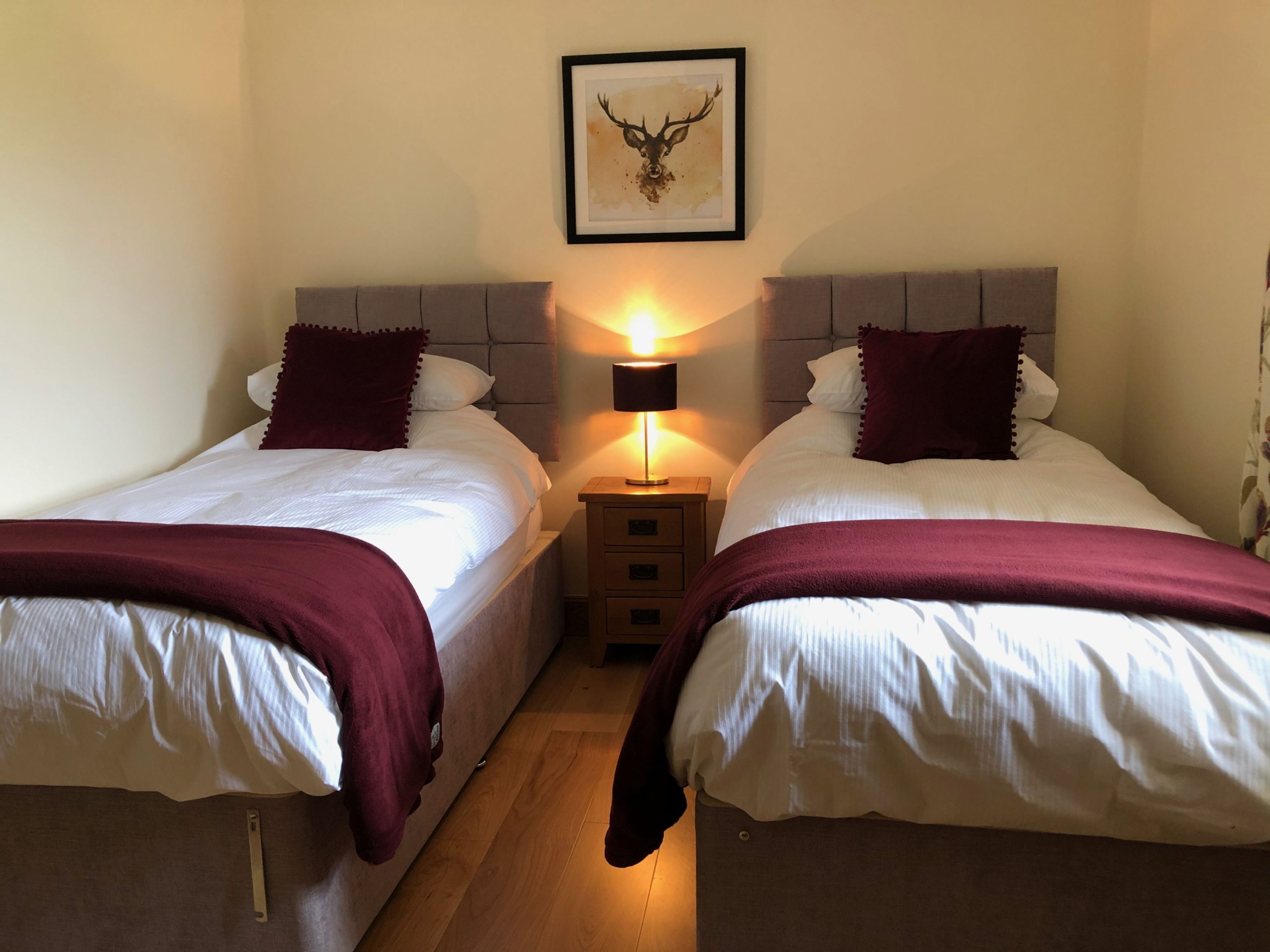 An image of a bedroom with twin beds.