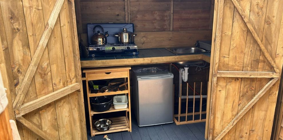 An image of a glamping kitchen.