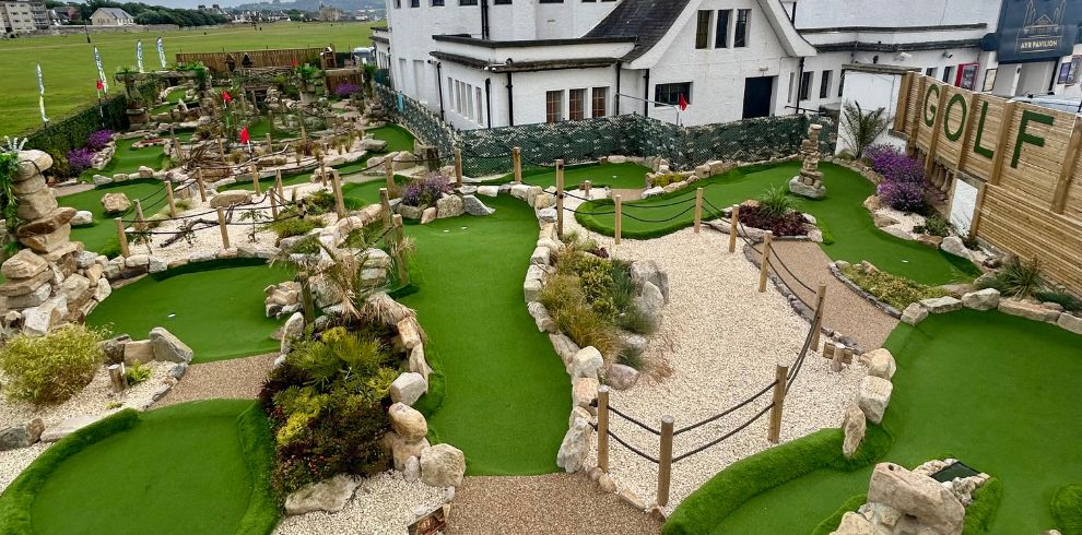 An image of a miniture golf course.